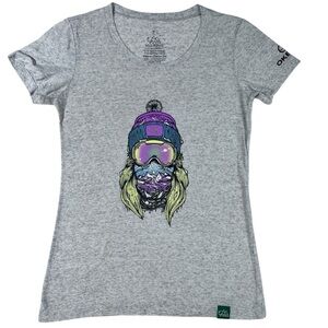 Wild Tribute Streetwear Inspired SnowBoard Girl Graphic Tshirt Women M Gray Boho